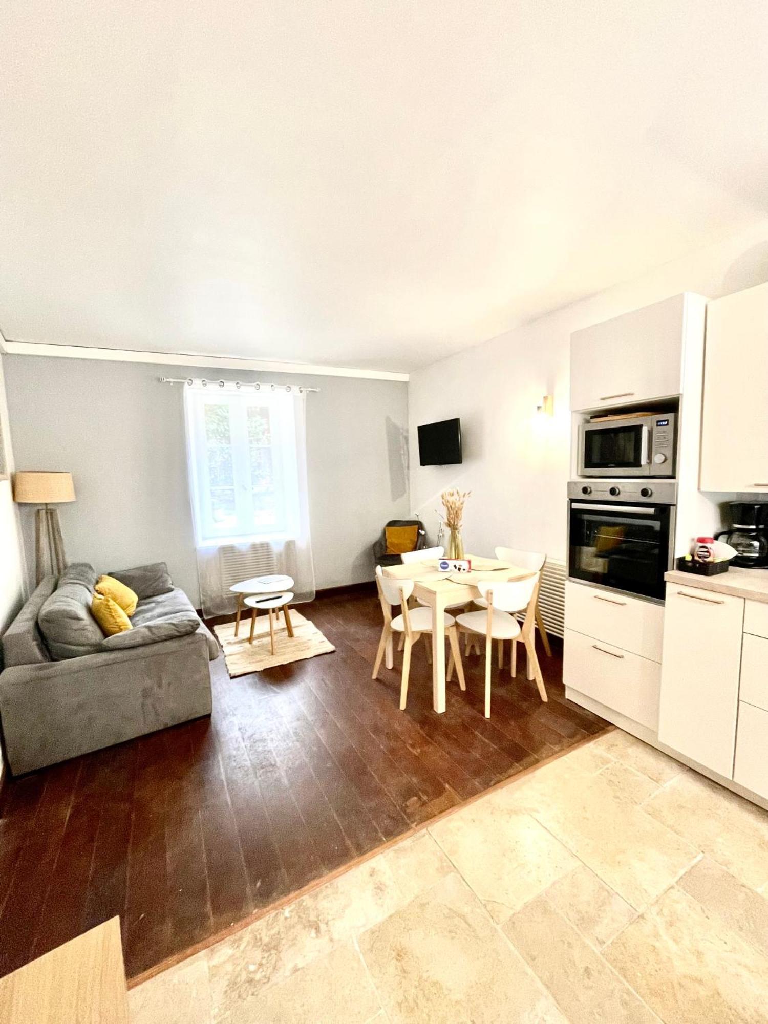 Apartamento T2 situé au cœur du centre historique de Dinan Exterior foto