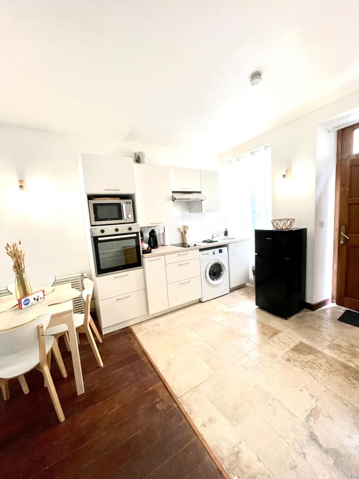 Apartamento T2 situé au cœur du centre historique de Dinan Exterior foto